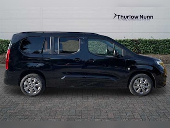 Used Vauxhall Combo Life Electric 2025 for sale - 76410710: Photo
