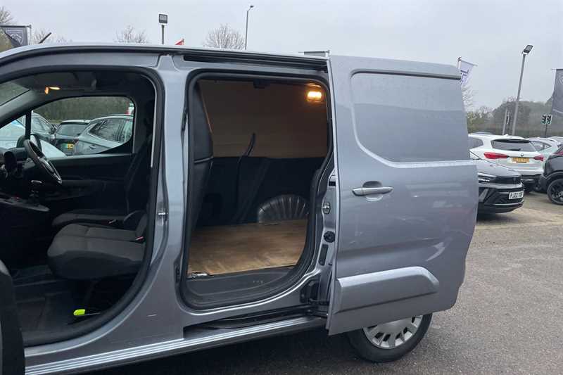 Used Vauxhall Combo 2023 for sale - 77471761: Photo 32