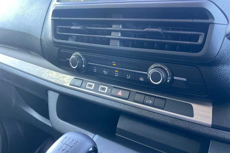 Used Peugeot Expert 2024 for sale - 75980326: Photo 15
