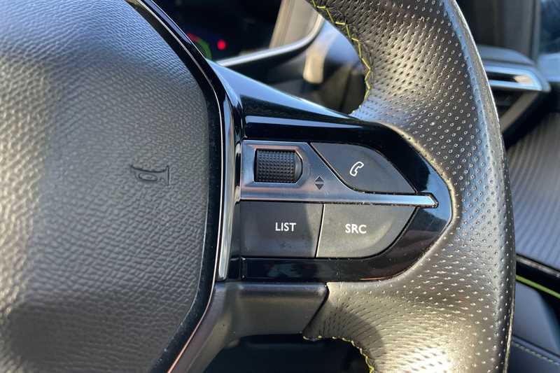 Used Peugeot 208 2022 for sale - 76827002: Photo 22