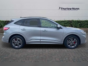 Used Ford Kuga 2022 for sale - 75993064: Photo 2