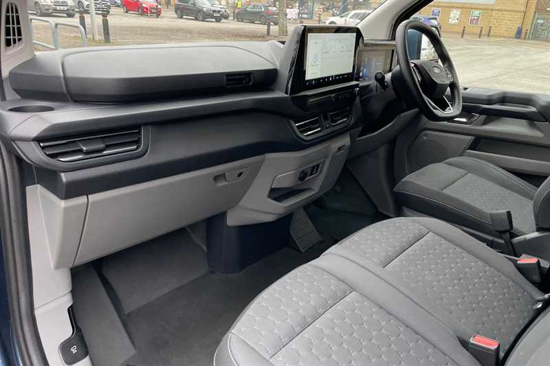 Used Ford Transit Custom 2024 for sale - 77471629: Photo 13
