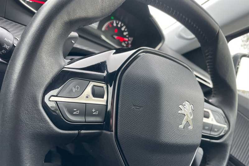 Used Peugeot 2008 2021 for sale - 77146803: Photo 30