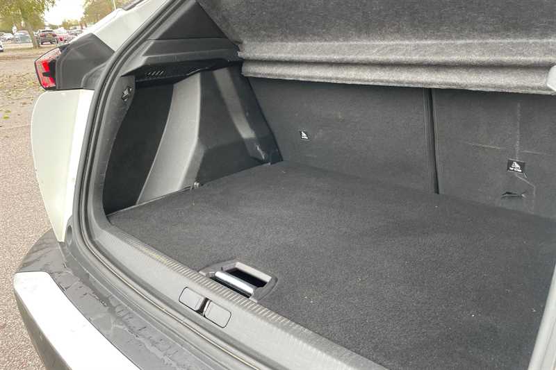 Used Peugeot 2008 2021 for sale - 77146803: Photo 37