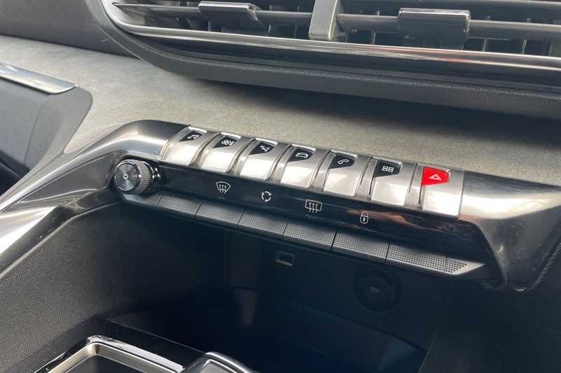 Used Peugeot 3008 2021 for sale - 77471806: Photo 15