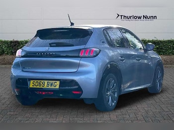 Used Peugeot E-208 2020 for sale - 76760845: Photo