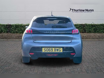 Used Peugeot E-208 2020 for sale - 76760845: Photo