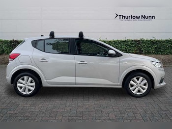 Used Dacia Sandero 2022 for sale - 76434913: Photo