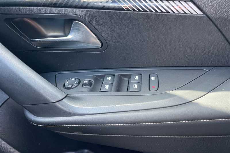 Used Peugeot 2008 2023 for sale - 78022797: Photo 14