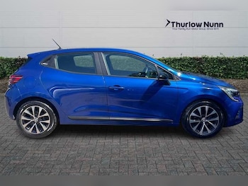 Used Renault Clio 2023 for sale - 78418863: Photo