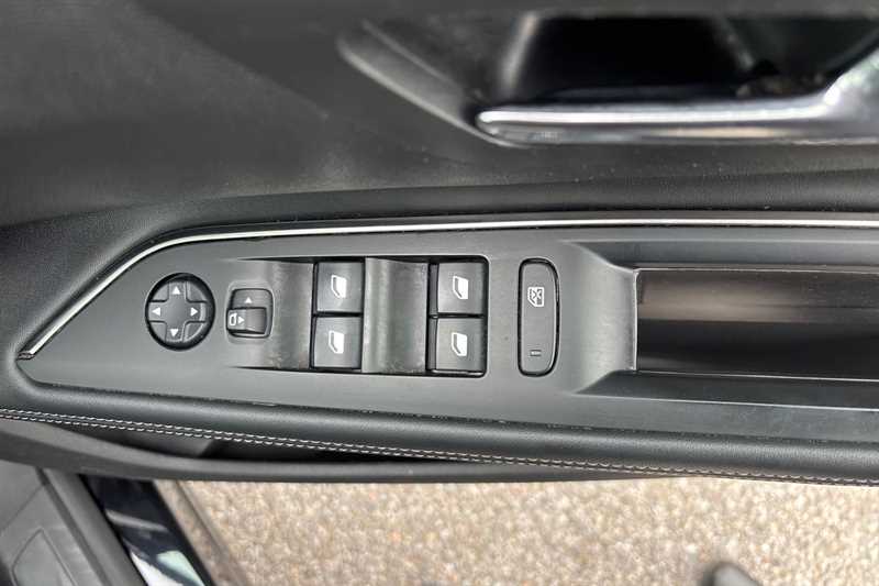 Used Peugeot 5008 2019 for sale - 76204166: Photo 16