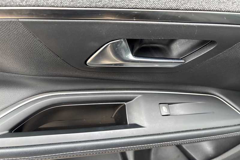 Used Peugeot 5008 2019 for sale - 76204166: Photo 43