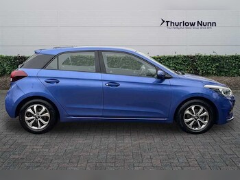 Used Hyundai i20 2018 for sale - 77360791: Photo