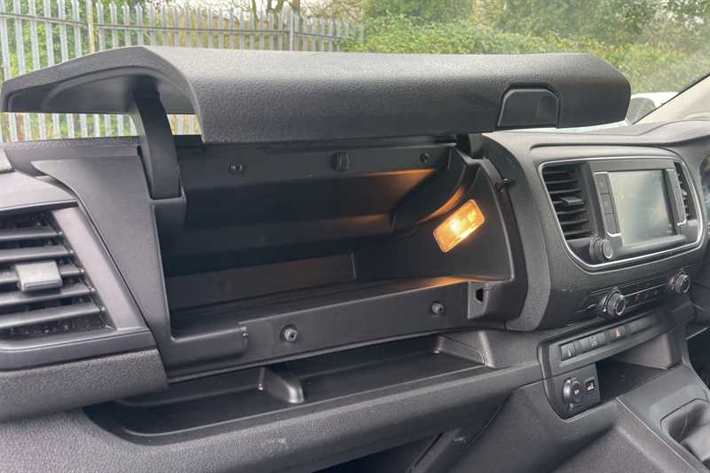 Used Vauxhall Vivaro 2023 for sale - 77614758: Photo 33