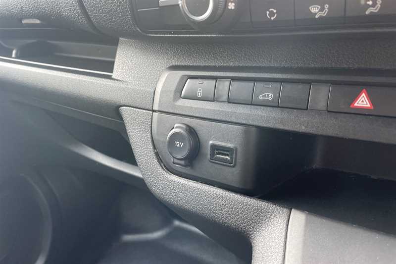 Used Vauxhall Vivaro 2023 for sale - 77614758: Photo 38