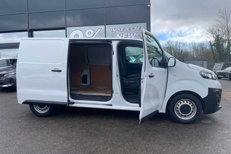 Used Vauxhall Vivaro 2023 for sale - 77614758: Photo 45