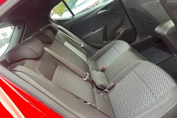 Used Vauxhall Astra 2015 for sale - 76261997: Photo 32