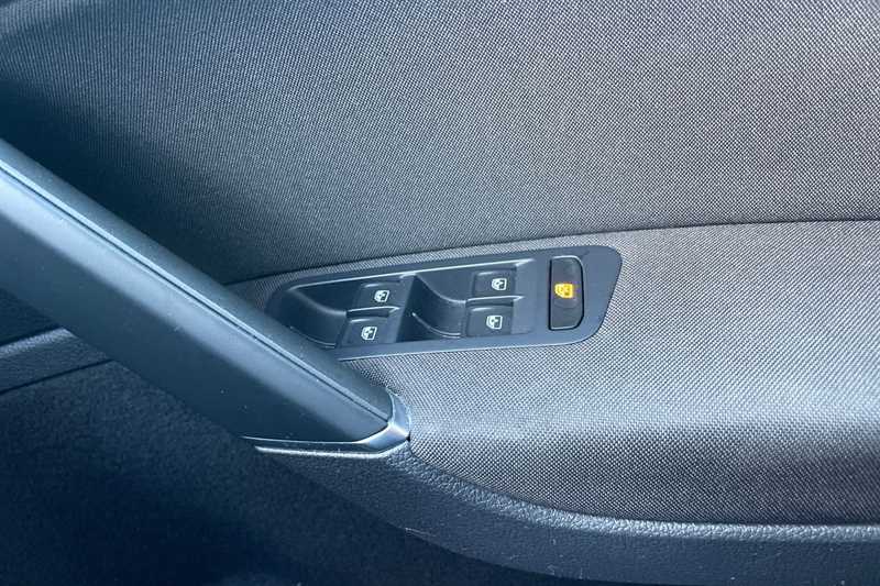 Used Volkswagen Golf 2019 for sale - 77146527: Photo 16