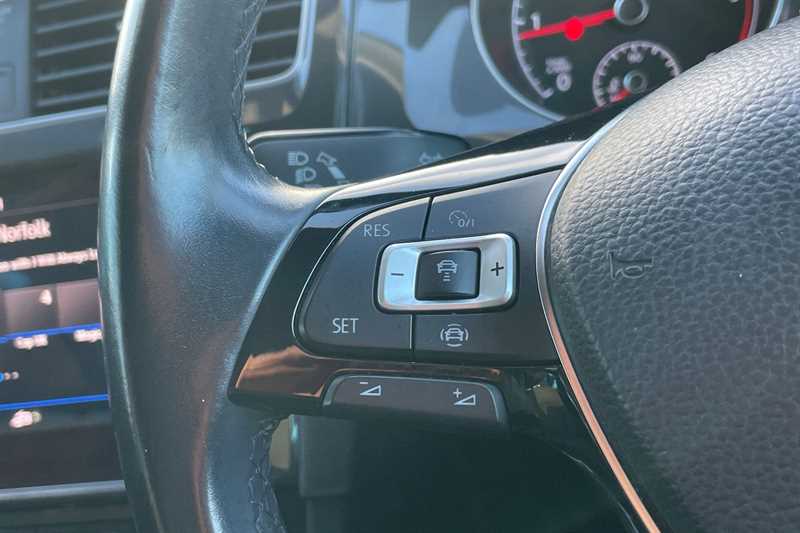 Used Volkswagen Golf 2019 for sale - 77146527: Photo 21