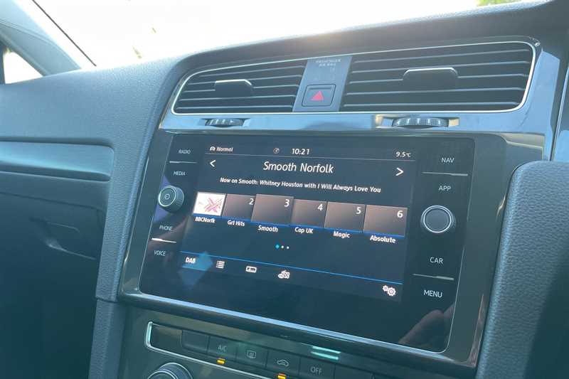 Used Volkswagen Golf 2019 for sale - 77146527: Photo 25