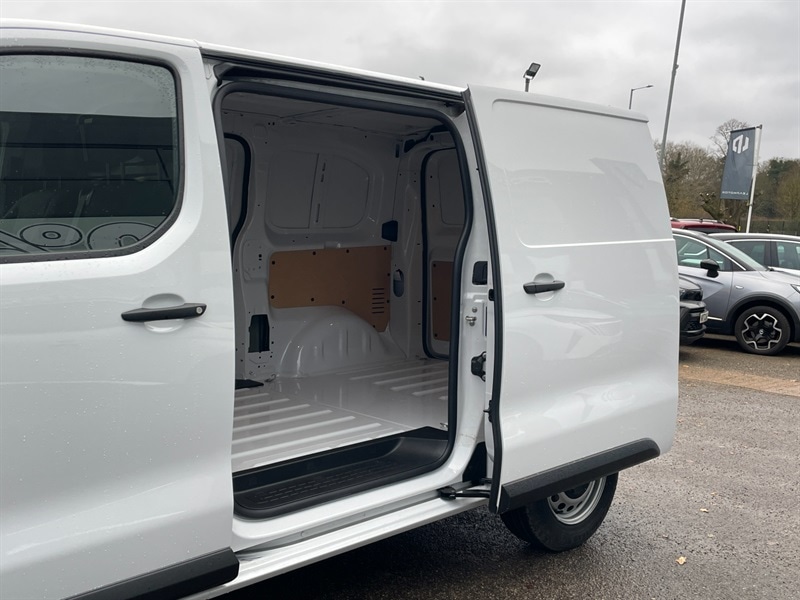 Used Vauxhall Vivaro 2025 for sale - 76826996: Photo 11