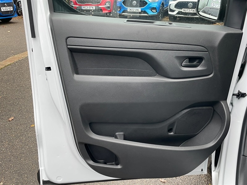 Used Vauxhall Vivaro 2025 for sale - 76826996: Photo 7