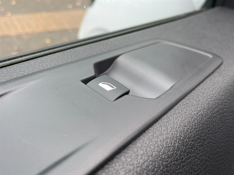 Used Vauxhall Vivaro 2025 for sale - 76826996: Photo 8