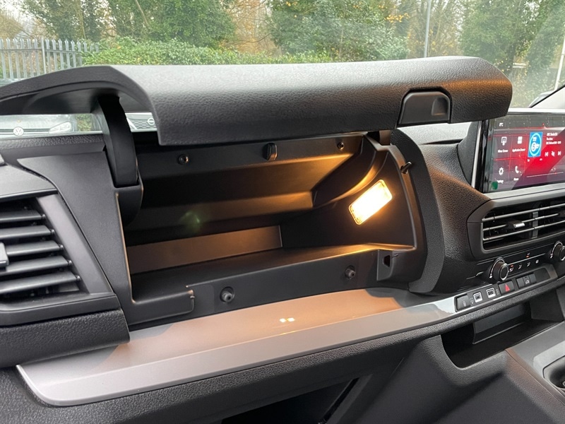 Used Vauxhall Vivaro 2025 for sale - 76826996: Photo 9