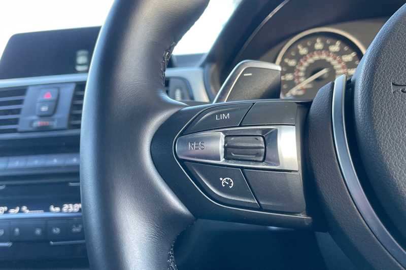 Used BMW 3 Series 2018 for sale - 77146257: Photo 21