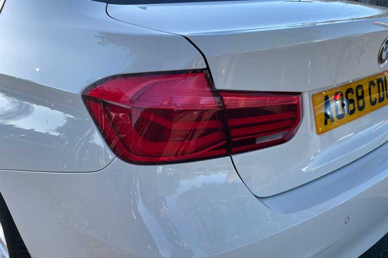 Used BMW 3 Series 2018 for sale - 77146257: Photo 30