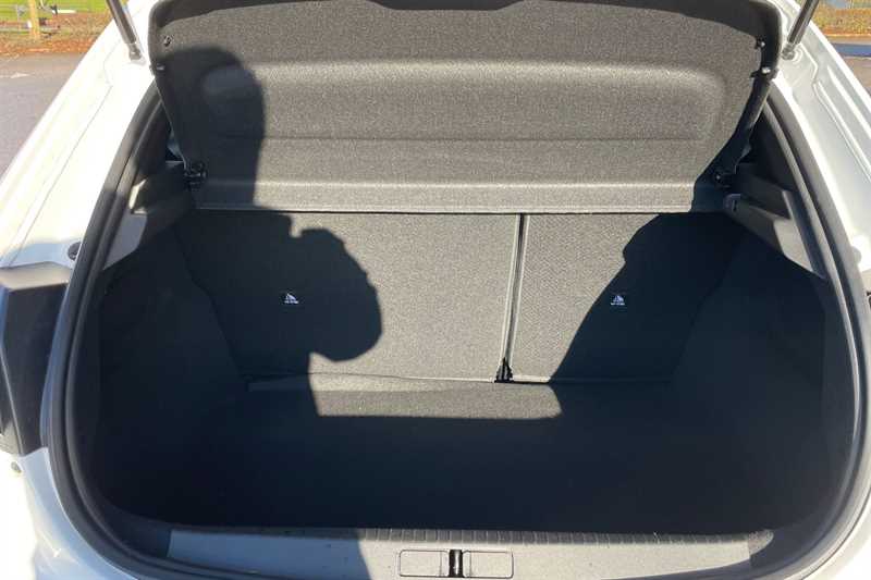 Used Peugeot 208 2024 for sale - 76636179: Photo 25