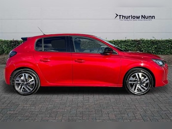 Used Peugeot 208 2023 for sale - 76204316: Photo 2