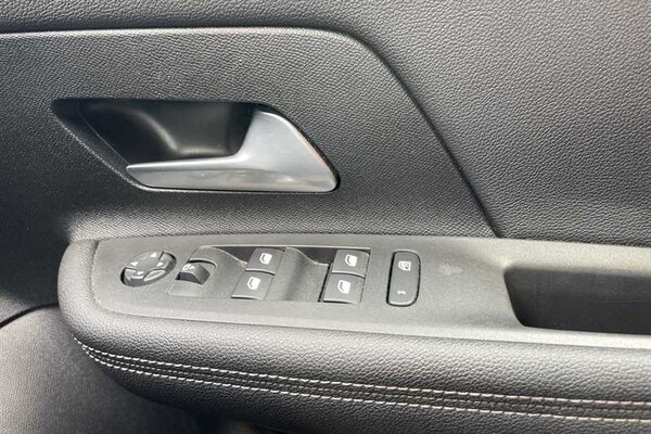 Used Vauxhall Mokka 2023 for sale - 75270560: Photo 16