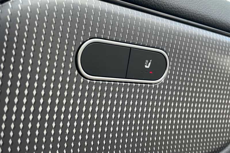 Used Mercedes-Benz GLA 2022 for sale - 77471777: Photo 31