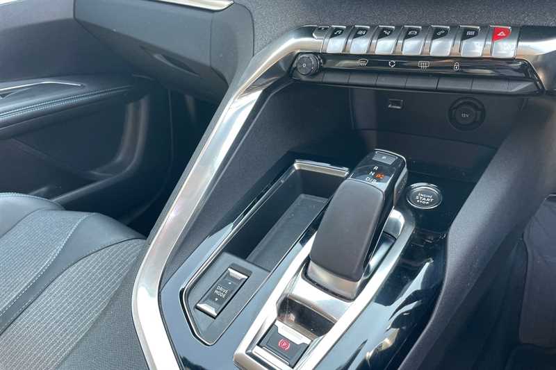 Used Peugeot 3008 2022 for sale - 77193897: Photo 25