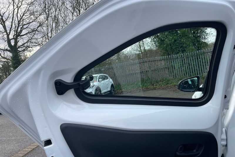 Used Toyota Aygo X 2024 for sale - 77634768: Photo 36