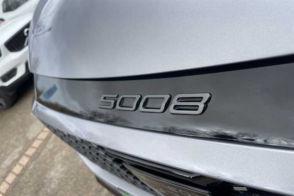 Used Peugeot E-5008 2024 for sale - 76169140: Photo 19