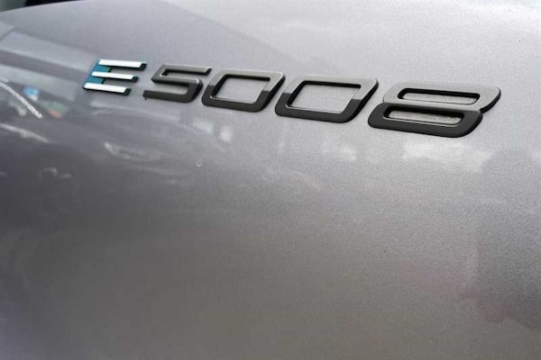 Used Peugeot E-5008 2024 for sale - 76169140: Photo 29