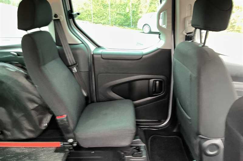 Used Peugeot Partner Tepee 2017 for sale - 76773654: Photo 41