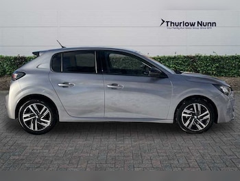 Used Peugeot 208 2023 for sale - 77082821: Photo