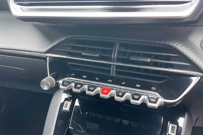 Used Peugeot E-208 2023 for sale - 77552559: Photo 15