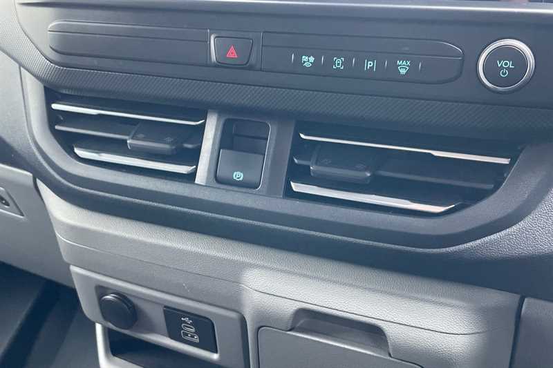 Used Ford Transit Custom 2024 for sale - 77513021: Photo 15