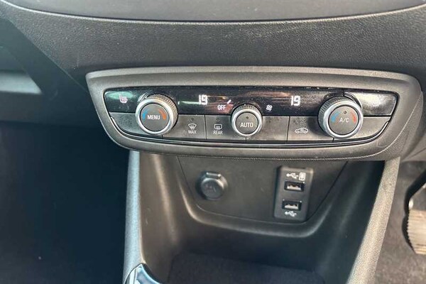Used Vauxhall Crossland 2022 for sale - 76261951: Photo 15
