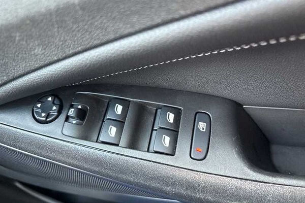 Used Vauxhall Crossland 2022 for sale - 76261951: Photo 16
