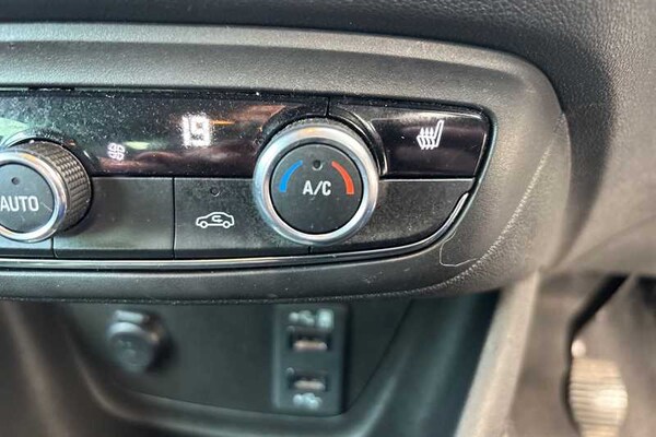 Used Vauxhall Crossland 2022 for sale - 76261951: Photo 40