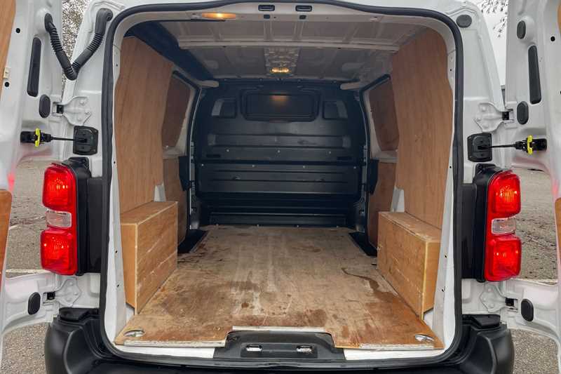 Used Vauxhall Vivaro 2024 for sale - 77471934: Photo 24