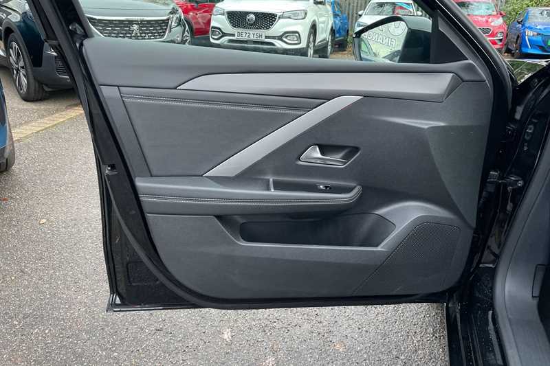 Used Vauxhall Astra 2024 for sale - 77512775: Photo 32