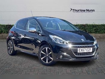Used Peugeot 208 2017 for sale - 79203751: Photo