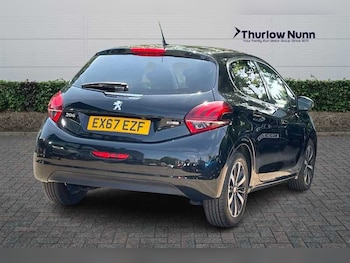 Used Peugeot 208 2017 for sale - 79203751: Photo