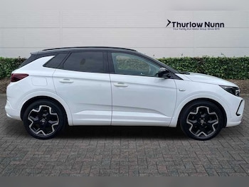 Used Vauxhall Grandland undefined for sale - 76564002: Photo